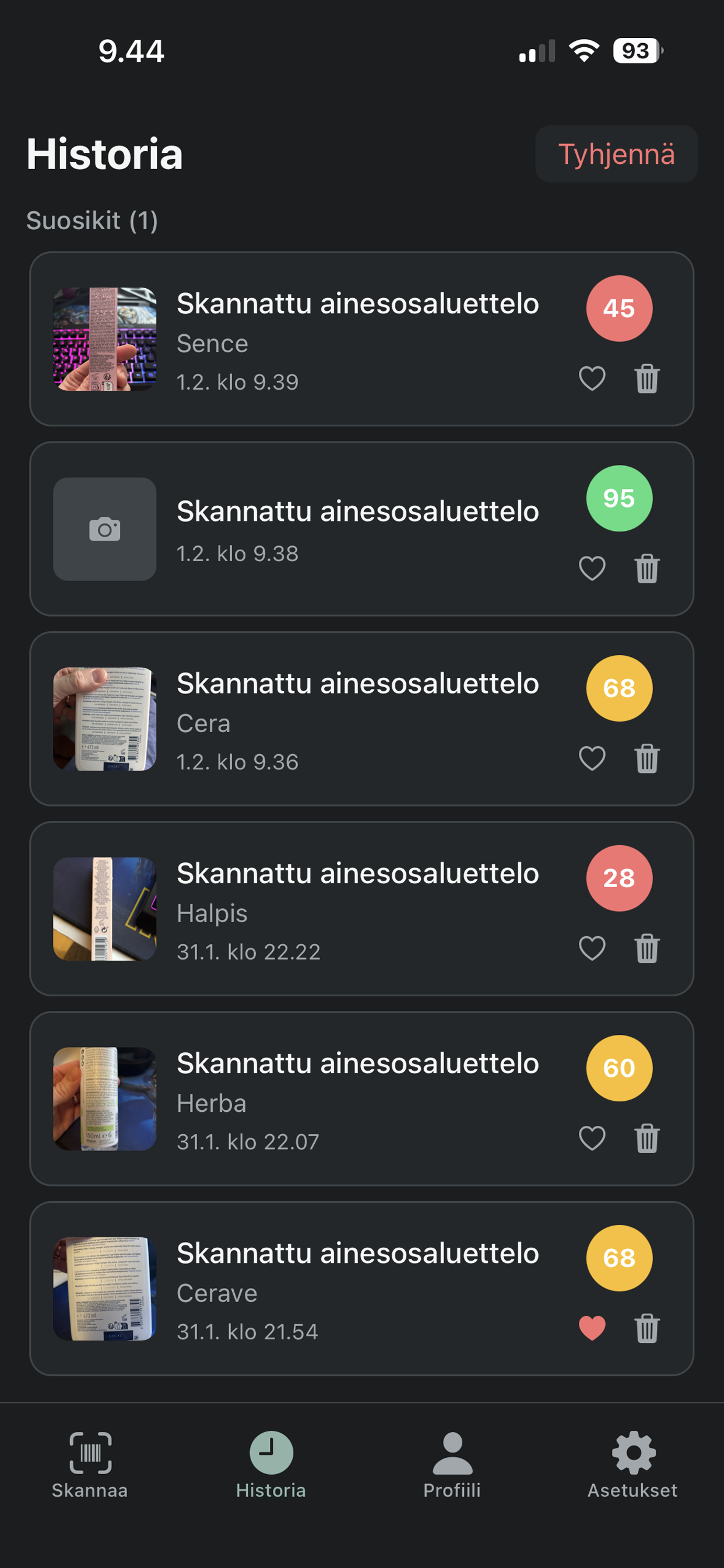 Tallennetut huulirasvat ja voiteet